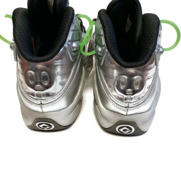 Reebok Size 10 Question Mid Illumination's Minions "Gru Lab" x Iverson FW7548 - Picture 6 of 7